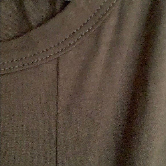 west kei | twist front top - Picture 3 of 5